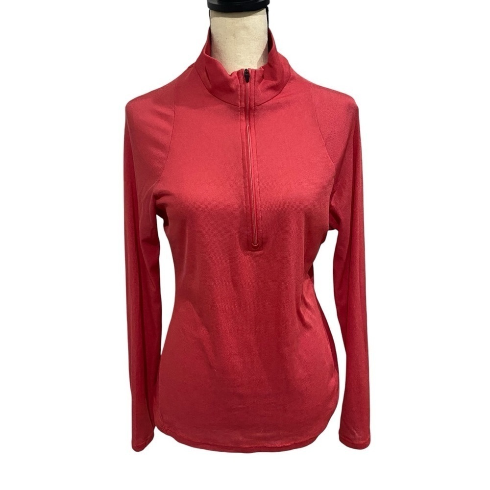 Patagonia Women’s Red 1/2 Zip Size Large